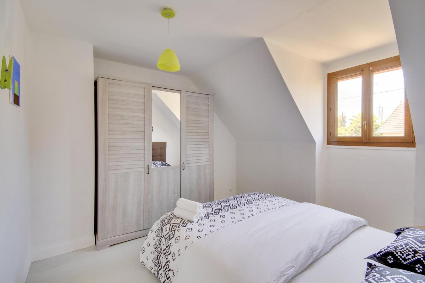 Authentique Demeure Familiale A Neuilly-Sur-Marne Hotel Exterior foto